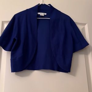 Shrug, size medium